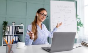 Online English grammar classes in Noida